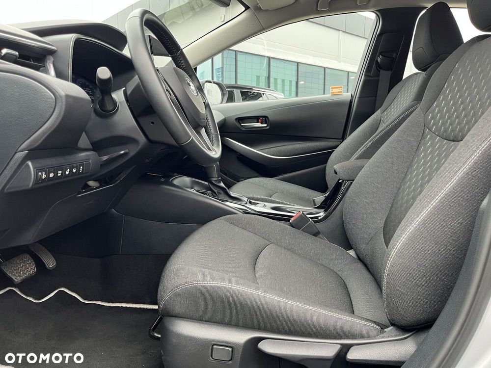 Toyota Corolla 1.8 Hybrid Comfort - 10