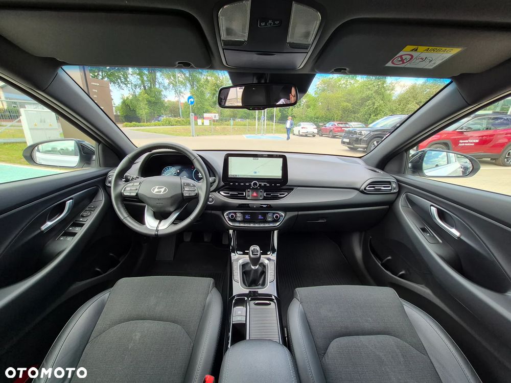 Hyundai i30 1.5 T-GDI 48V Smart - 9