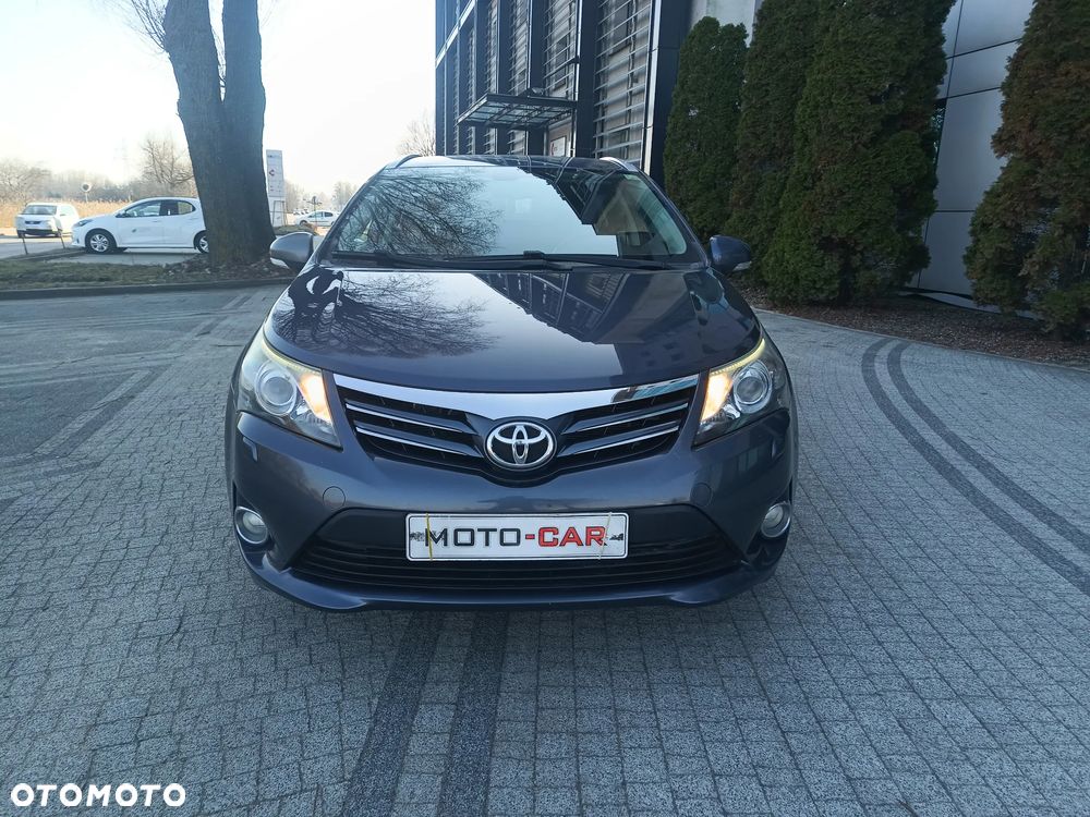 Toyota Avensis 1.8 Luna EU5 - 2