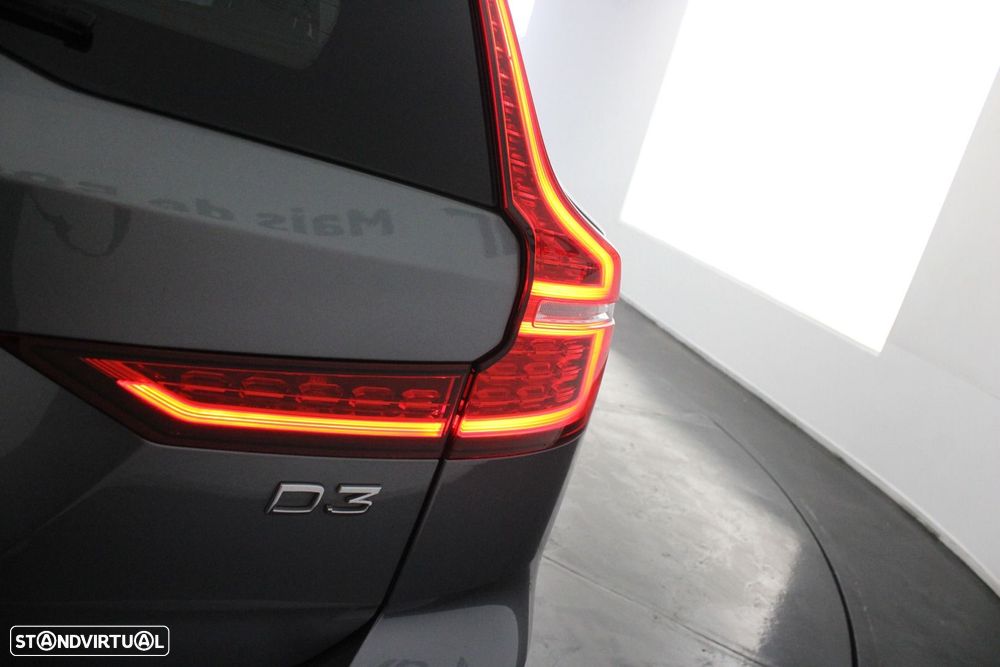 Volvo V60 2.0 D3 Geartronic - 32