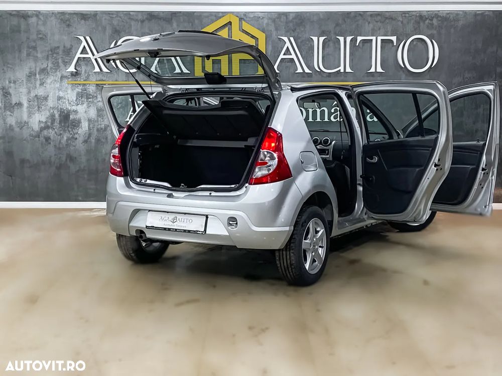 Dacia Sandero - 16