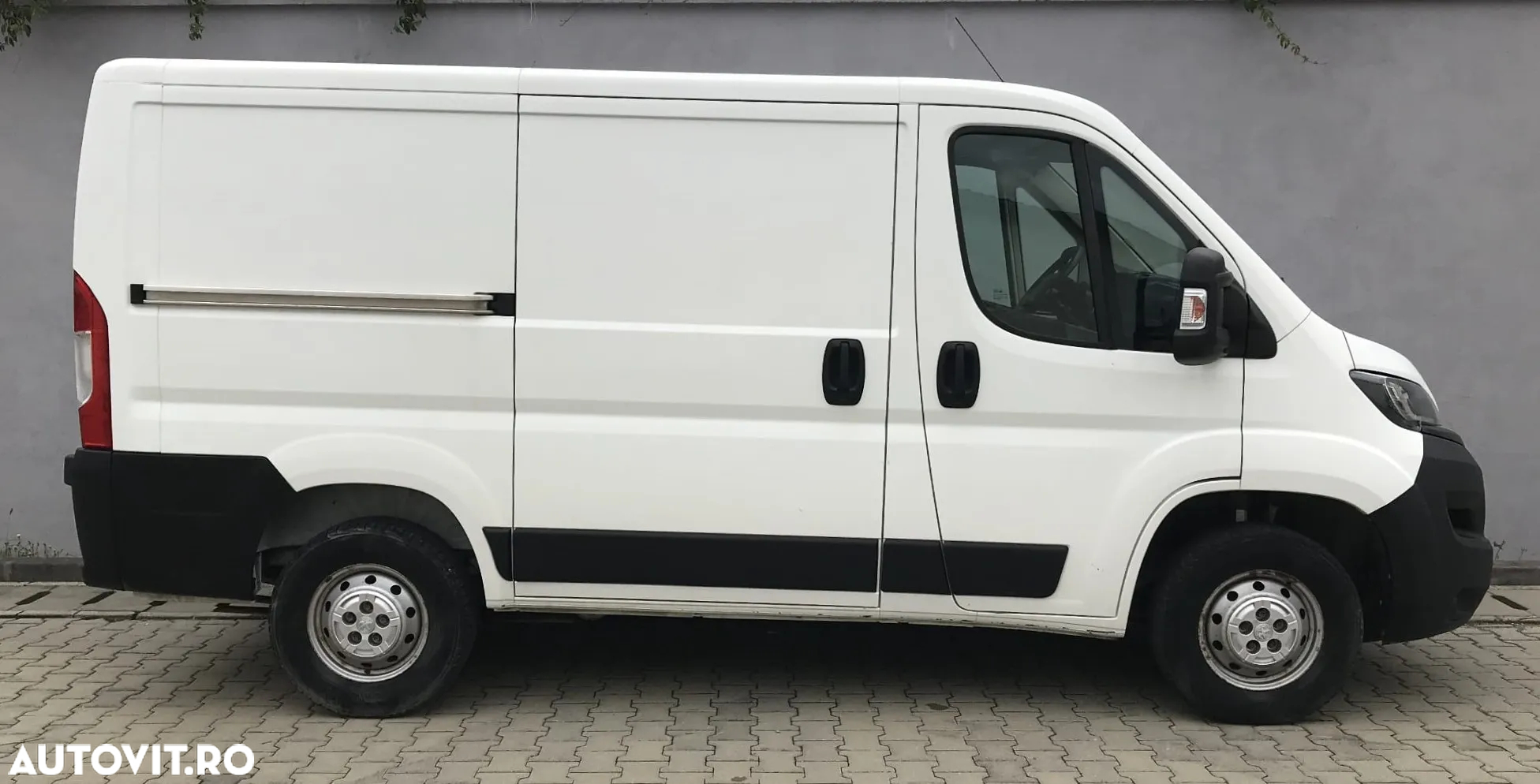 Peugeot Boxer HDi 330 L1H1 S&S Active - 9