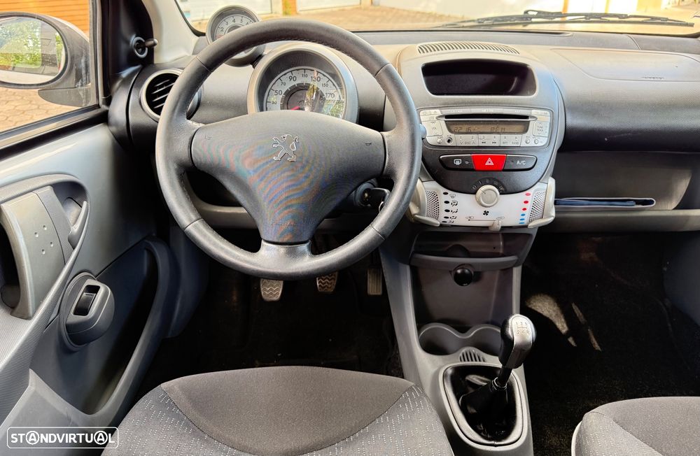 Peugeot 107 1.0 Black&Silver - 17