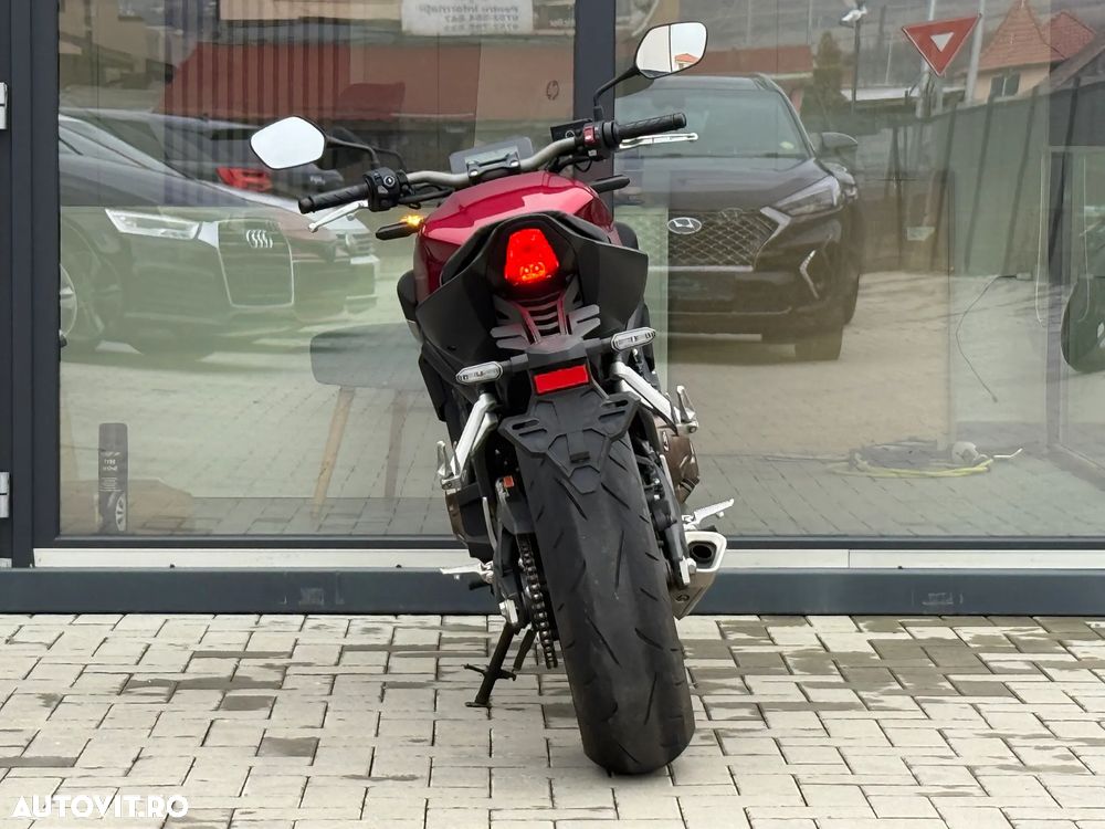 Honda CB 650R - 9