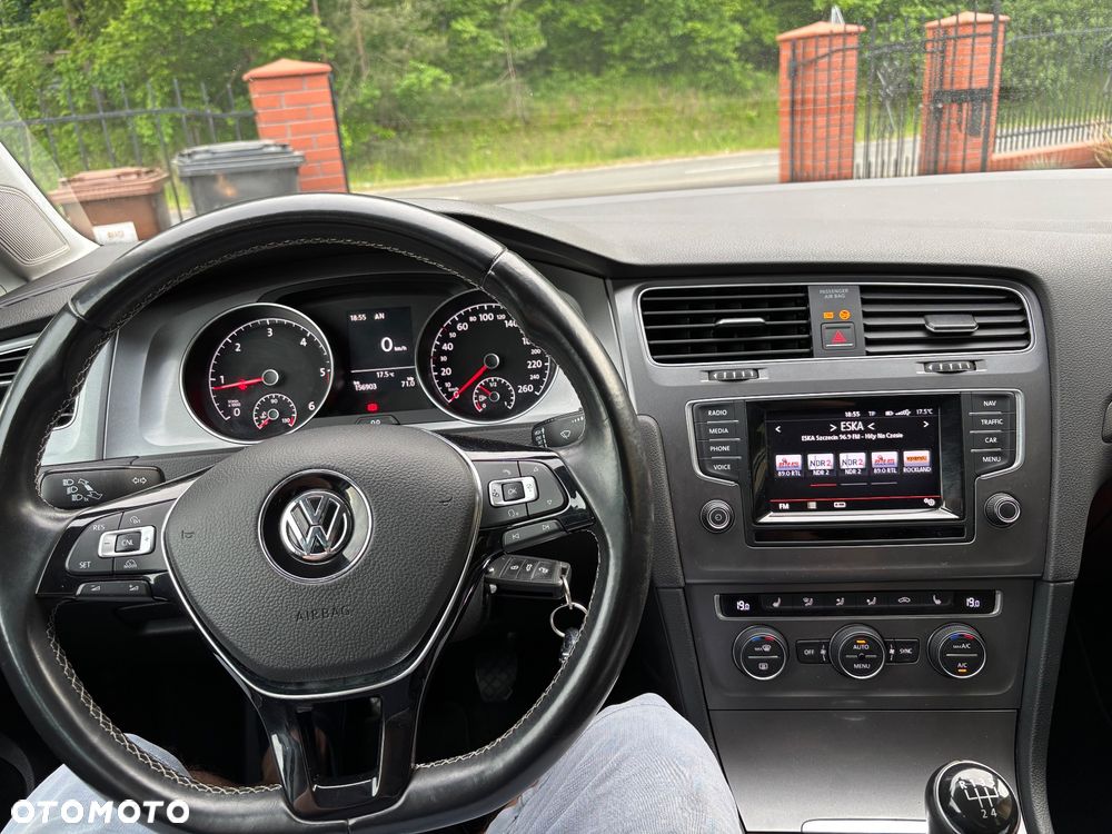 Volkswagen Golf 1.6 TDI BlueMotion Technology Lounge - 6