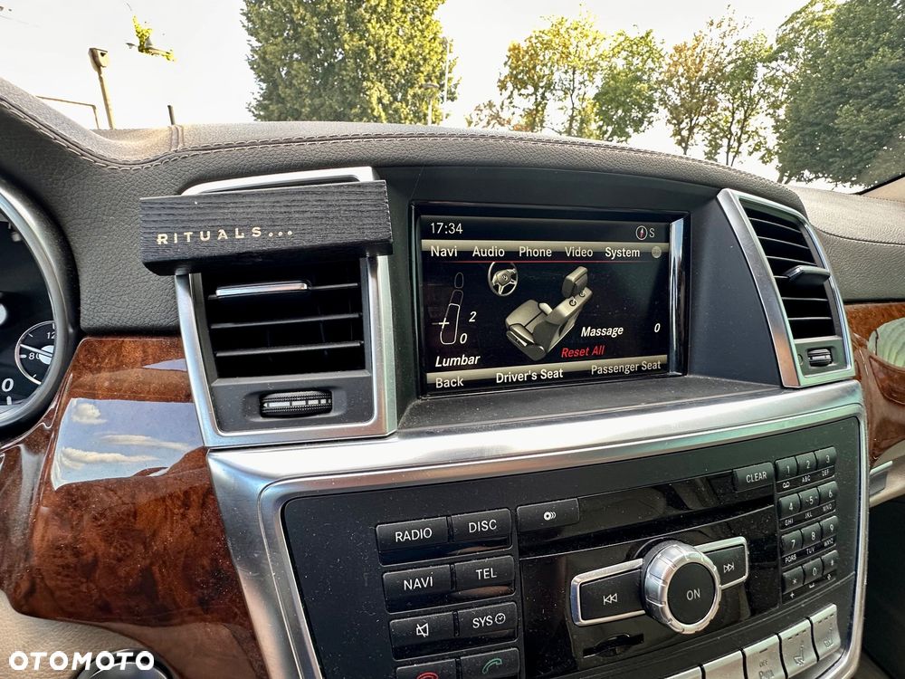 Mercedes-Benz GL 350 BlueTEC 4-Matic - 22