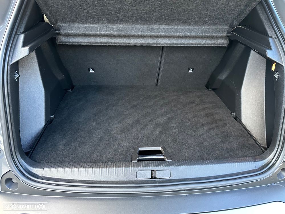 Peugeot 2008 1.2 PureTech Allure Pack - 23