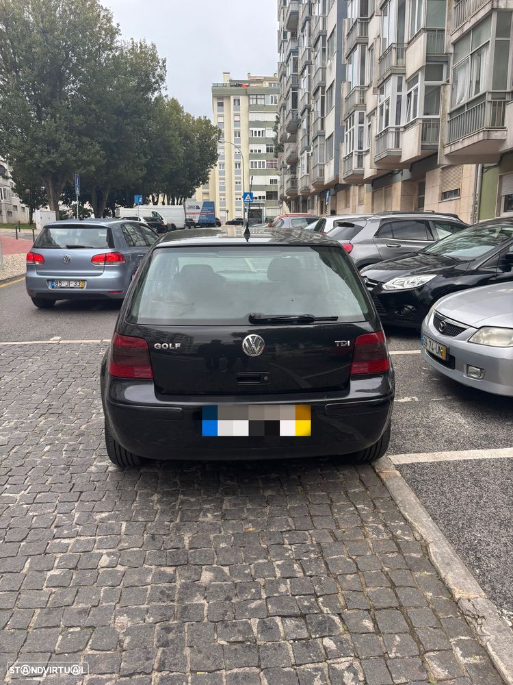 VW Golf 1.9 TDi Highline - 2