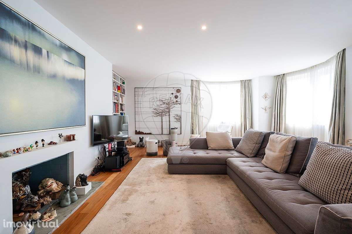 Apartamento T5 para venda - Grande imagem: 2/29