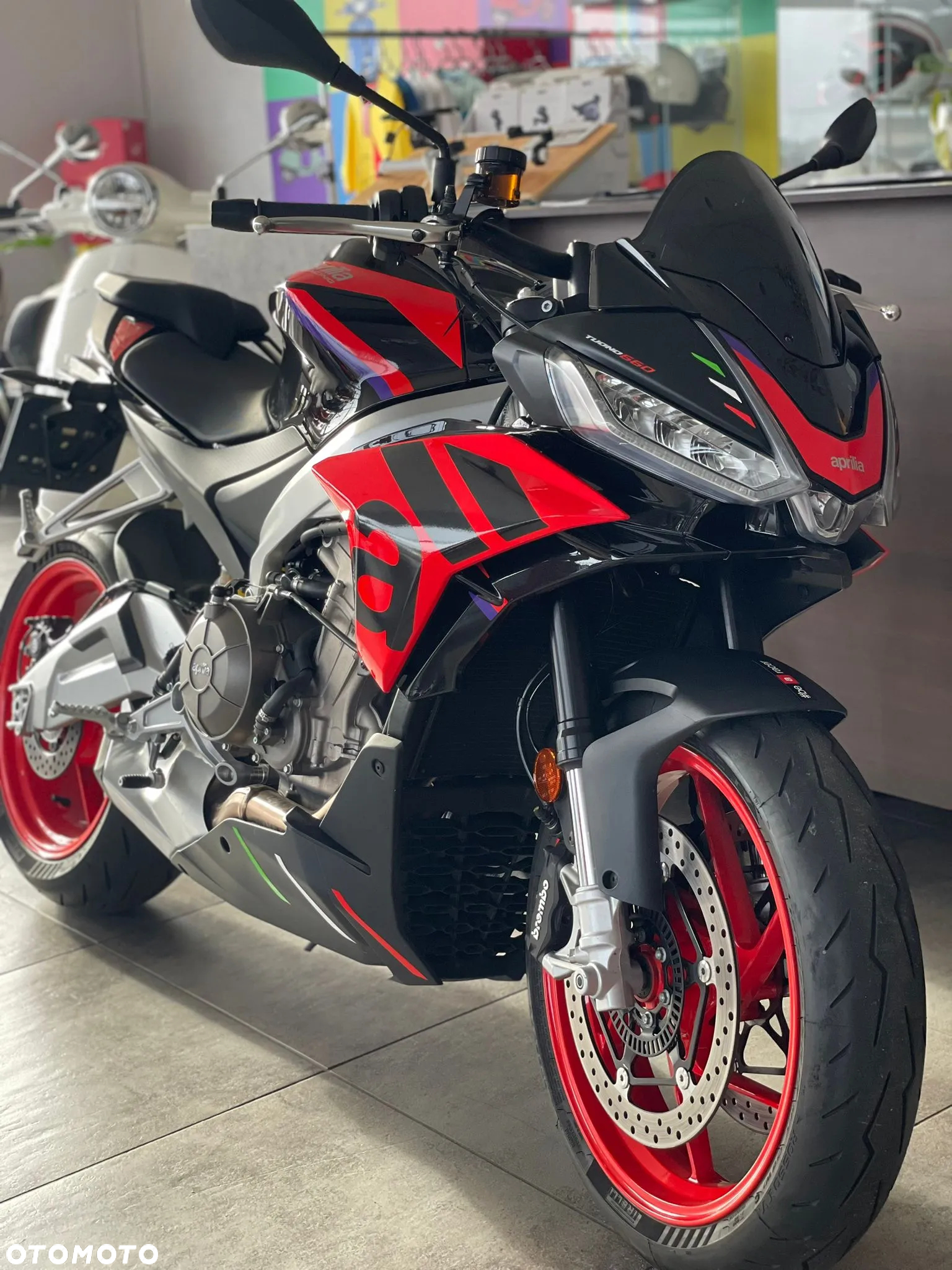 Aprilia Tuono - 5