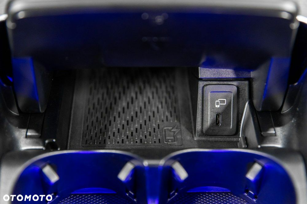 Mercedes-Benz GLC - 27