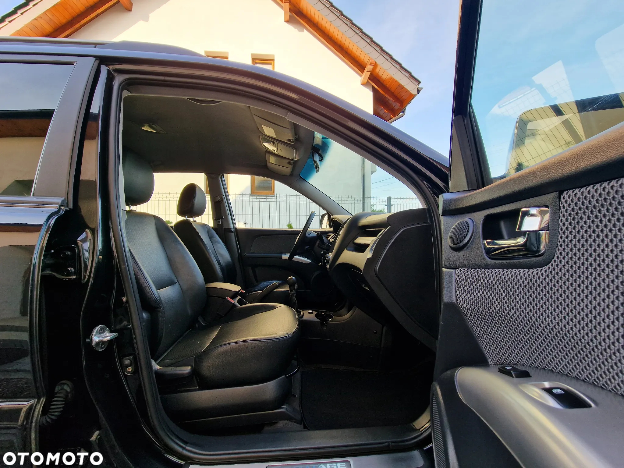 Kia Sportage 2.0 2WD Attract - 25