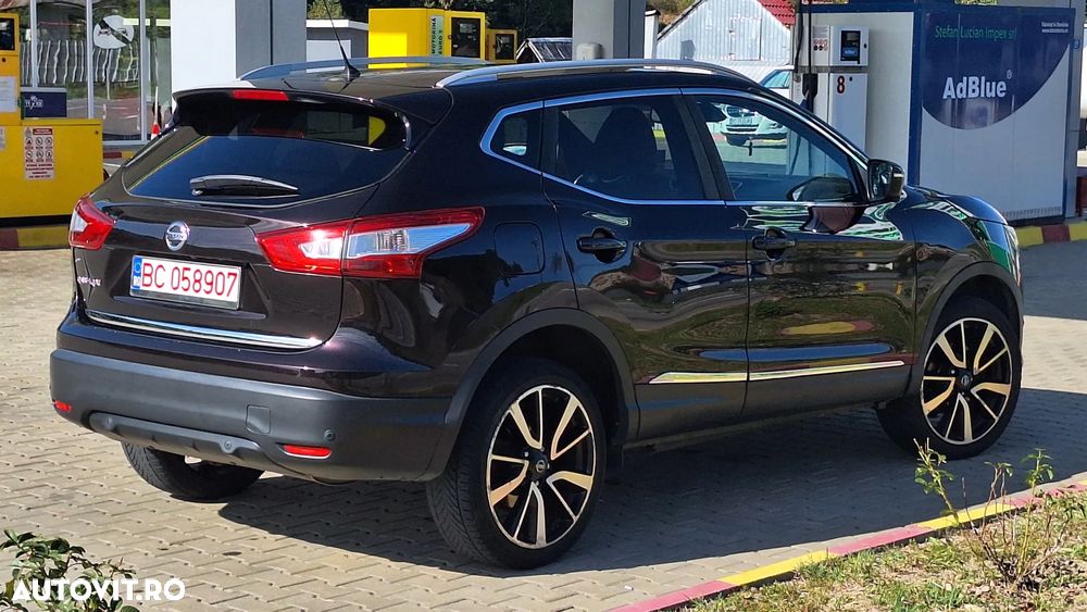 Nissan Qashqai 1.6 DCI ALL-MODE 4x4i Black Edition - 3