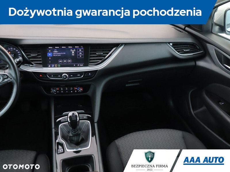 Opel Insignia - 10