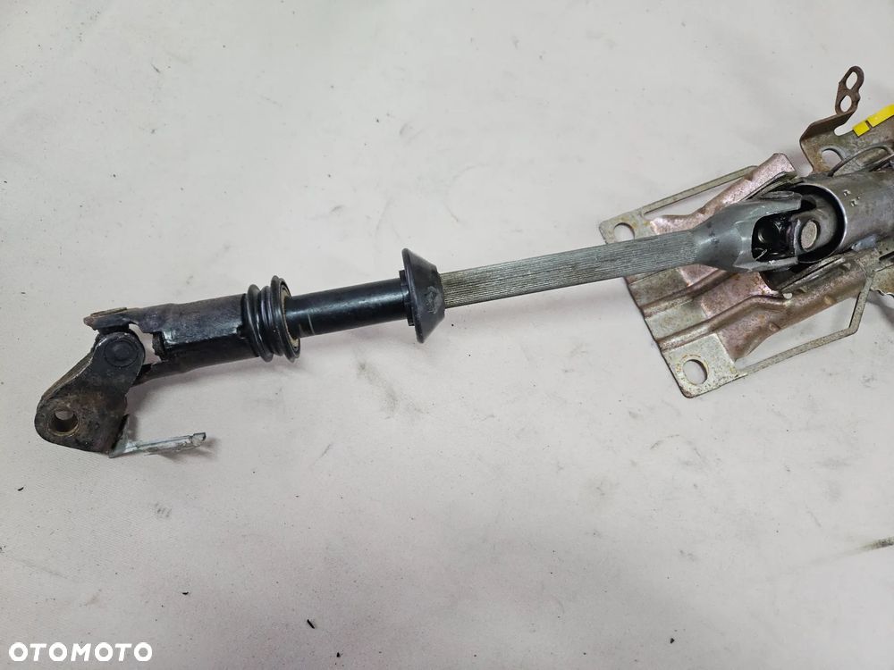 Krzyżak kolumny kierowniczej sztyca Renault Clio II przedlift 1998-2001r - 2