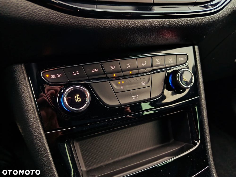 Opel Astra 1.6 D (CDTI) Start/Stop Dynamic - 27