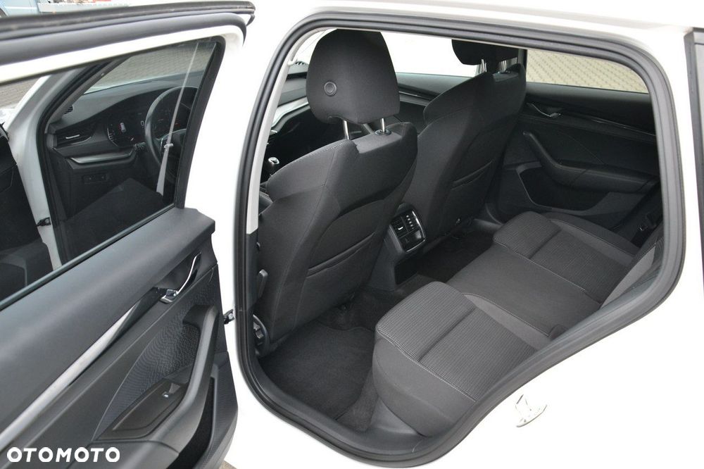 Skoda Octavia - 16