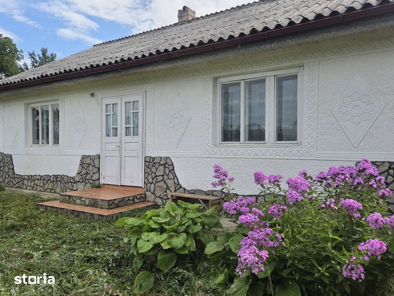 Se vinde casă 4 camere parter Zamostea Suceava 30.000euro + anexe - Imagine principală: 4/15
