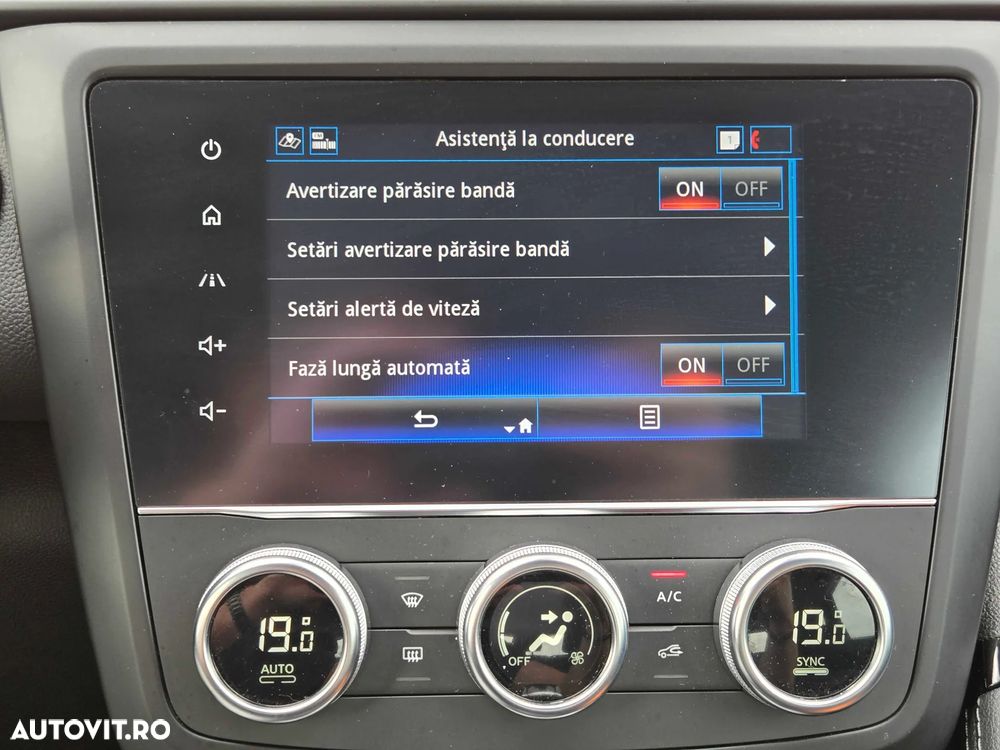 Renault Kadjar BLUE dCi 115 BUSINESS EDITION - 26