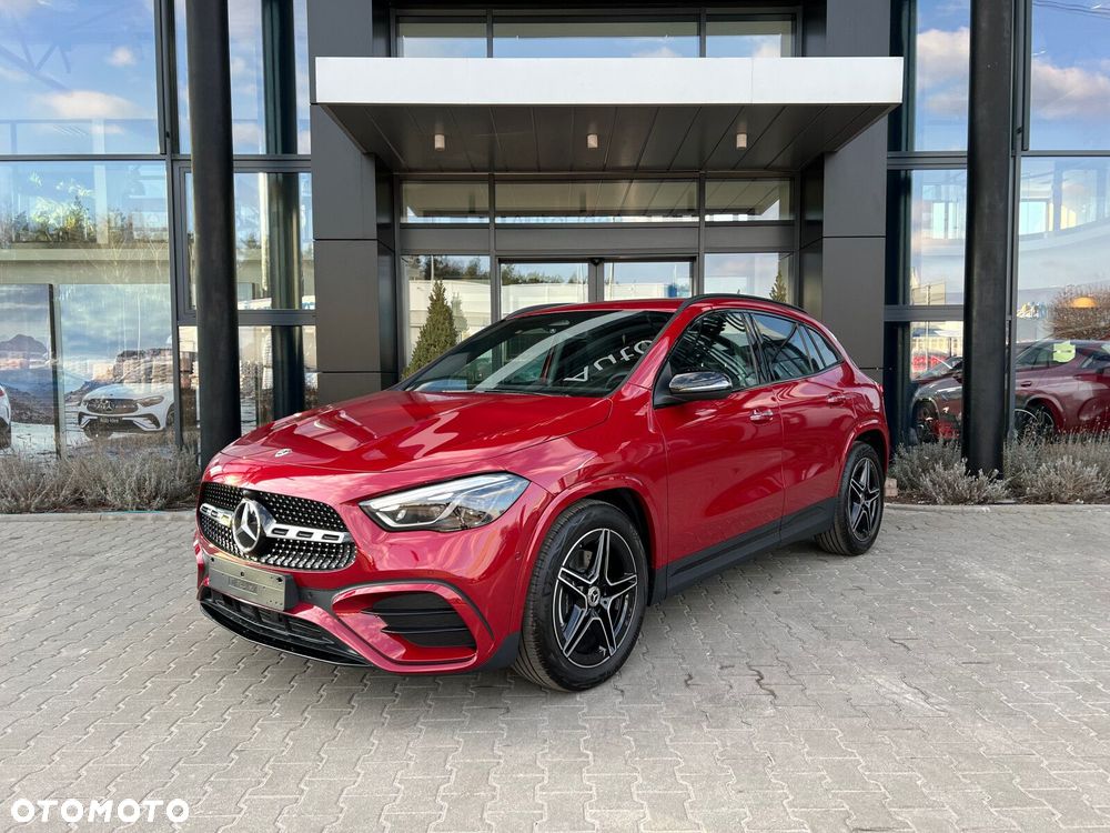 Mercedes-Benz GLA 200 AMG Line - 3