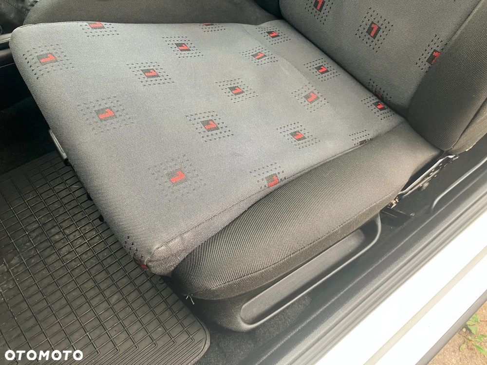 Seat Cordoba 1.9 TDI Sport - 23