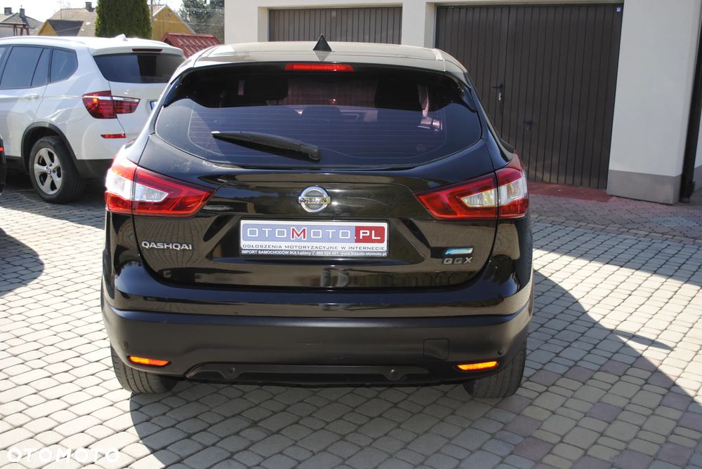 Nissan Qashqai 1.5 dCi N-Connecta - 10