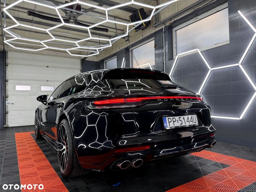 Porsche Panamera - 5
