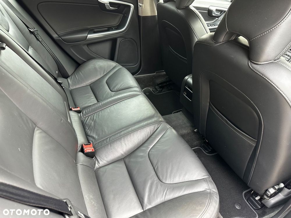 Volvo S60 - 18
