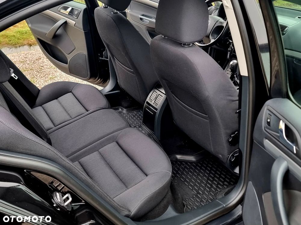 Skoda Octavia 1.6 Elegance - 18