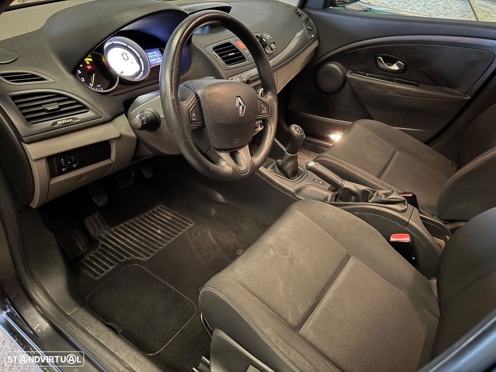 Renault Mégane 1.5 dCi Confort - 3