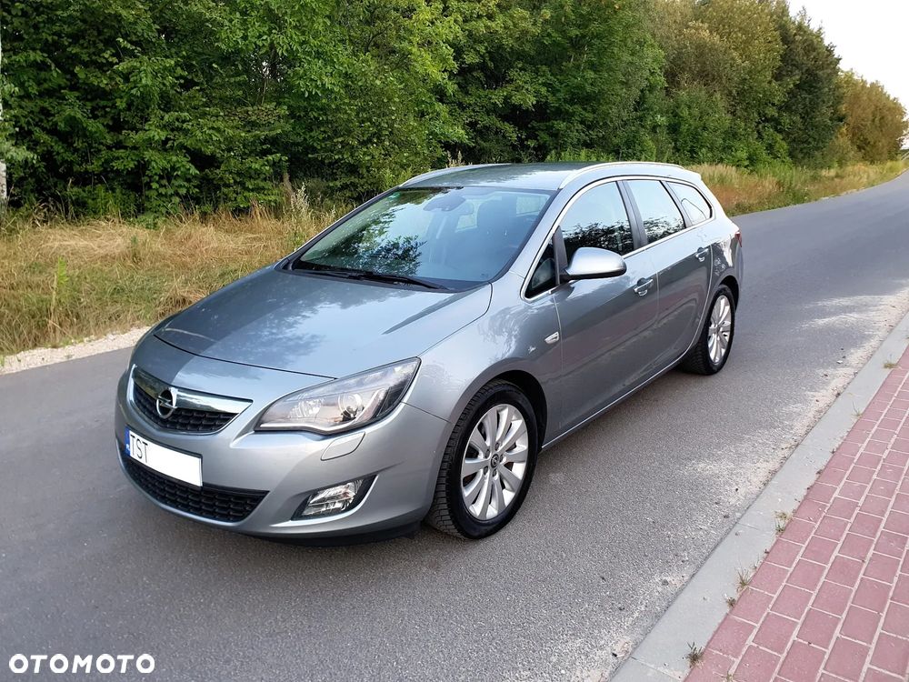 Opel Astra 2.0 CDTI Exklusiv - 1