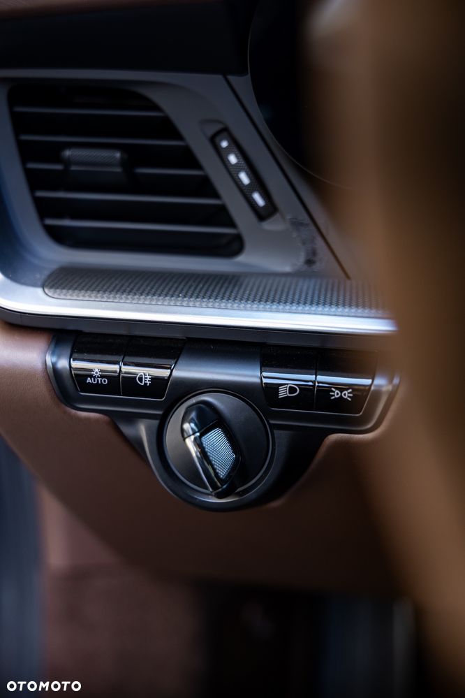 Porsche 911 Turbo S - 39