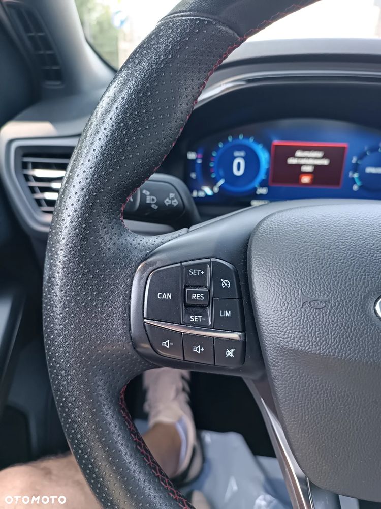 Ford Focus 1.0 EcoBoost mHEV ST-Line X - 20