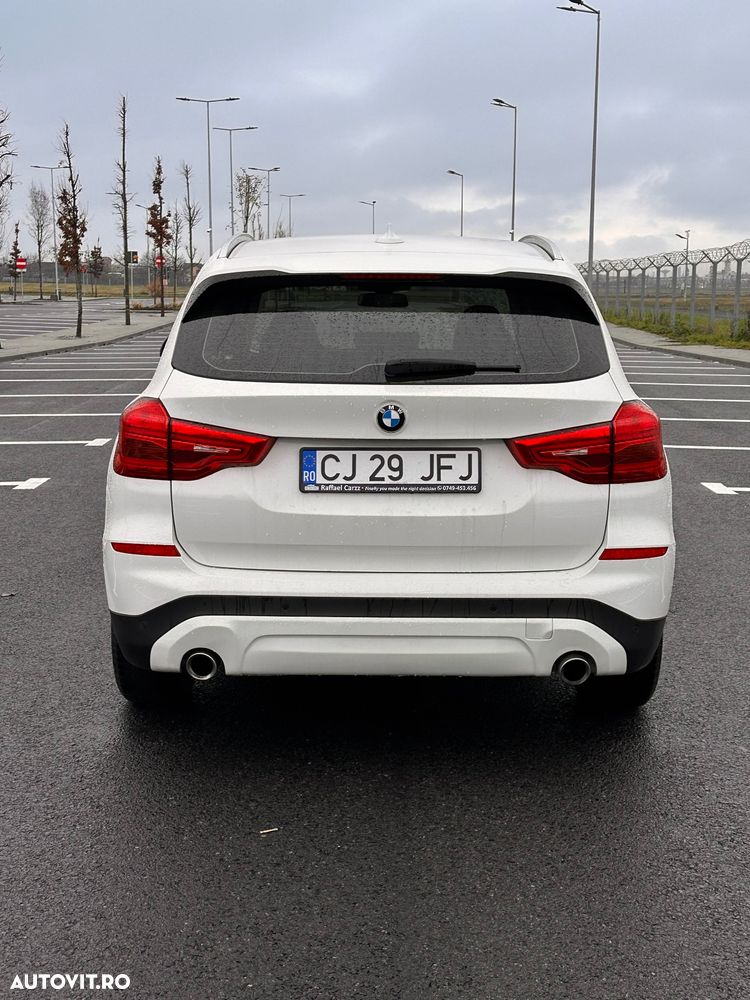 BMW X3 xDrive20d AT Advantage - 6