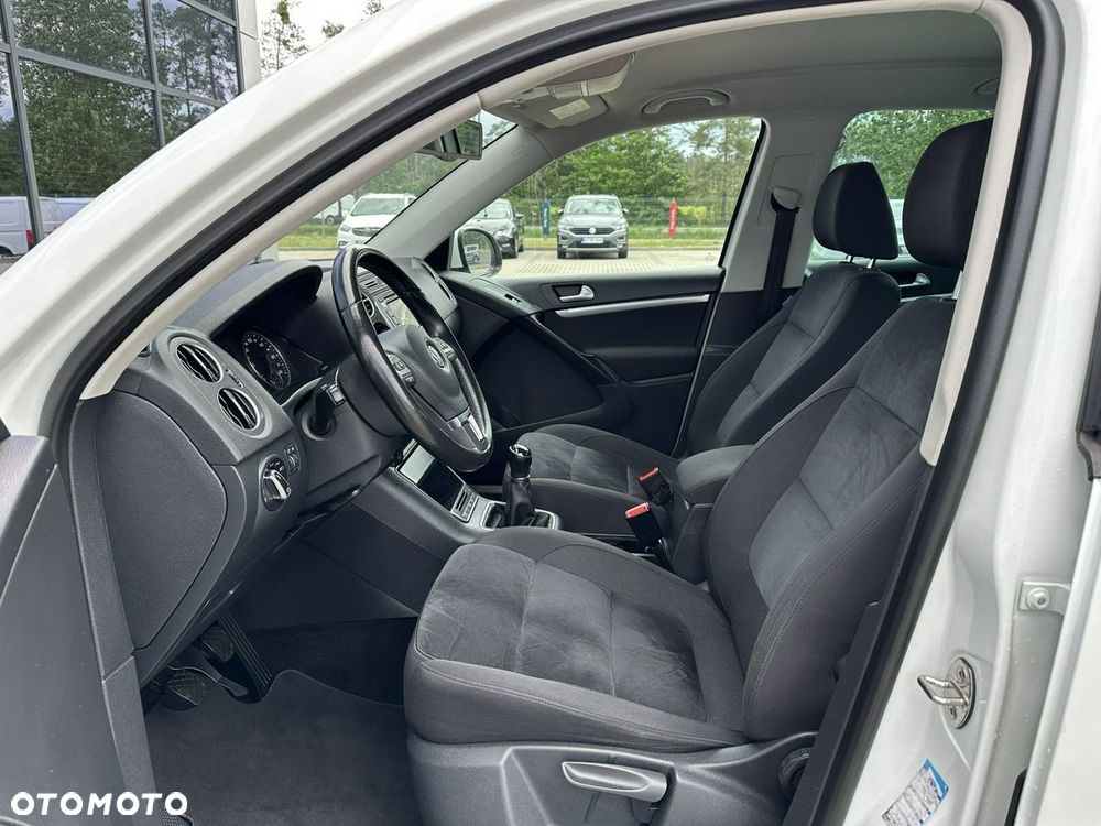Volkswagen Tiguan 2.0 TDI DPF BlueMotion Technology Sport & Style - 12