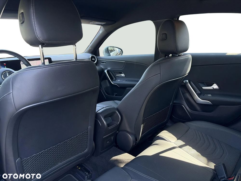 Mercedes-Benz Klasa A 250 4-Matic AMG Line 7G-DCT - 15
