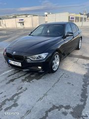 BMW Seria 3 318d Luxury Line