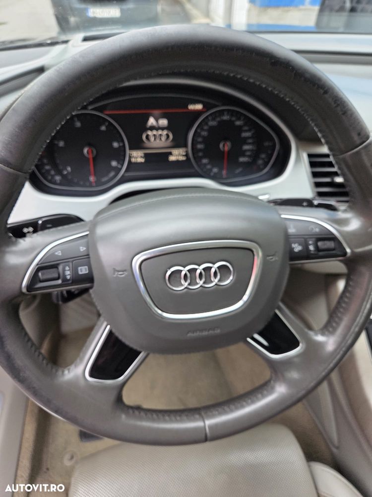 Audi A8 4.2 TDI DPF (clean diesel) quattro tiptronic Lang - 9
