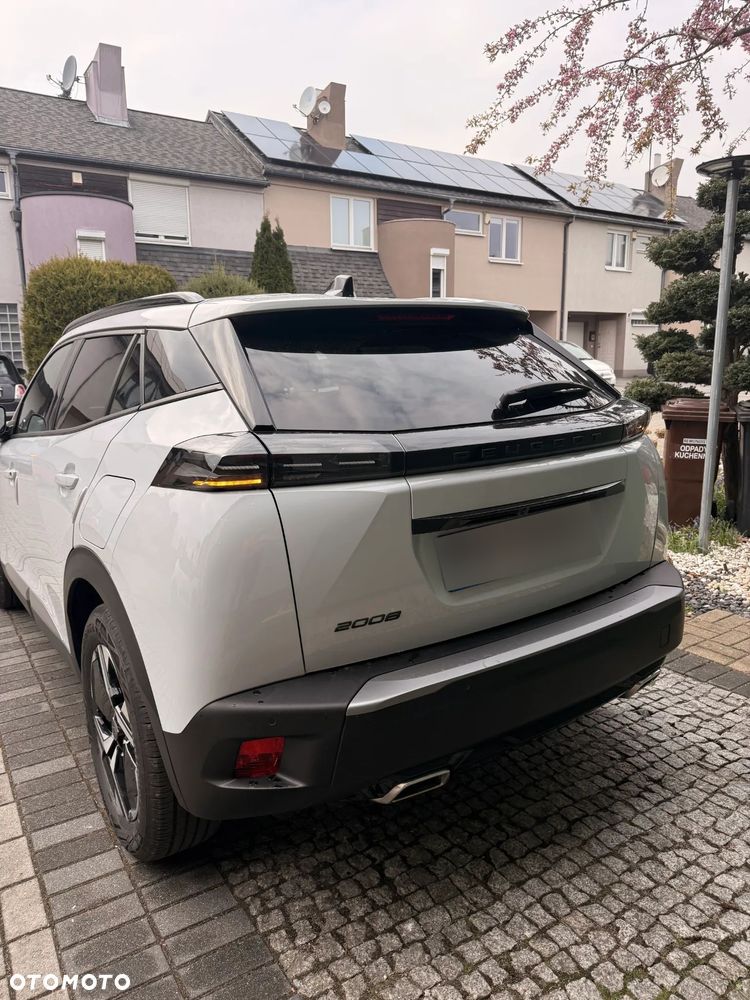 Peugeot 2008 PureTech 130 Allure S&S EAT8 - 7