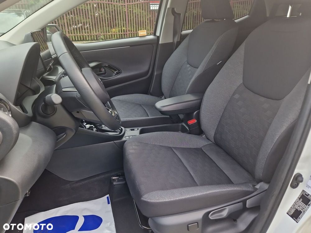 Toyota Yaris Hybrid 1.5 Style - 15