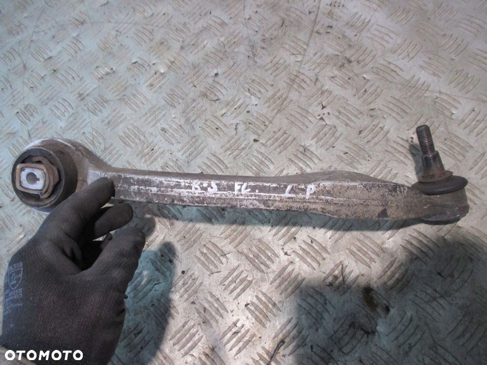 WAHACZ DOLNY LEWY PRZÓD BANAN AUDI A4 B5 PASSAT - 2