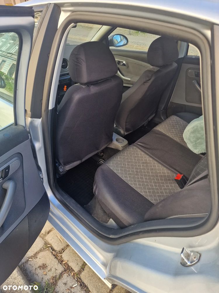 Seat Ibiza 1.2 12V Reference - 8