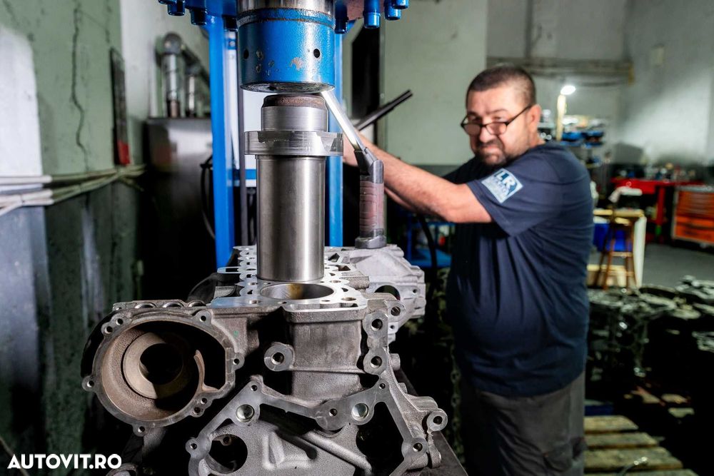 Motor 2.0 diesel Range Rover Sport Velar Discovery 5 REMANUFACTURAT - 5