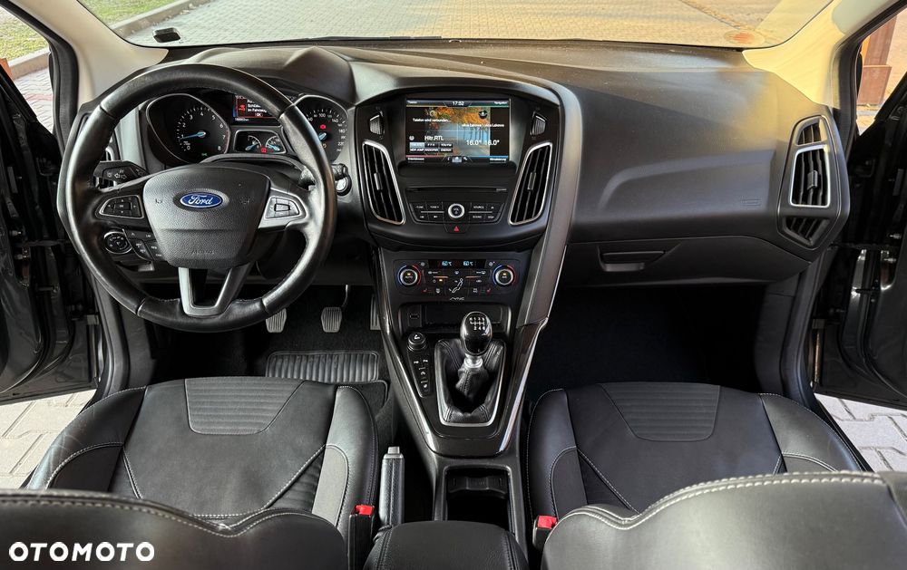 Ford Focus 1.0 EcoBoost Titanium ASS - 23