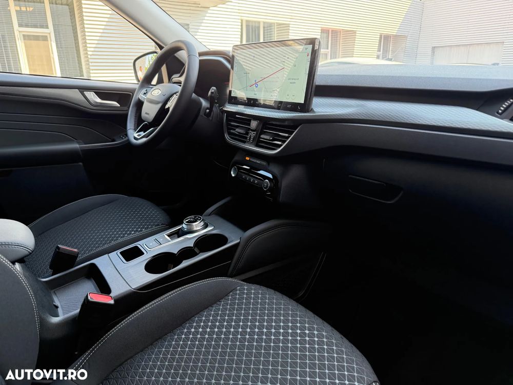 Ford Kuga - 14