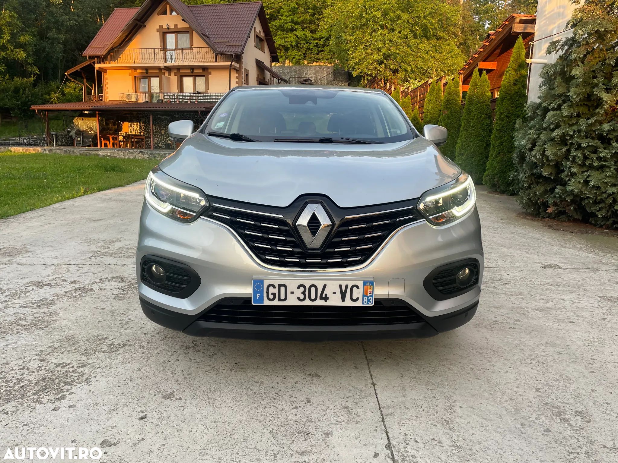 Renault Kadjar TCe EDC GPF Intens - 1