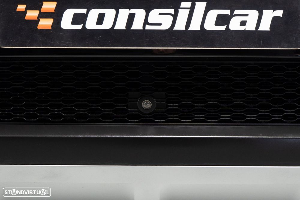 Land Rover Range Rover Evoque 1.5 P300e AWD Auto - 18