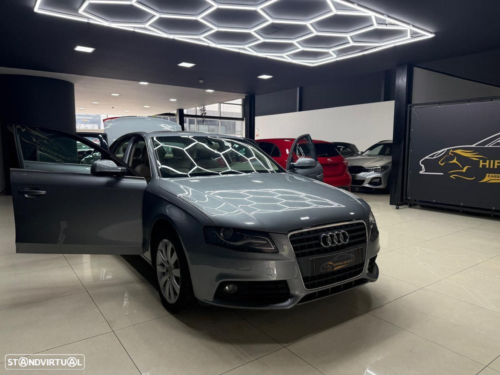 Audi A4 2.0 TDI exclusive Multitronic - 11