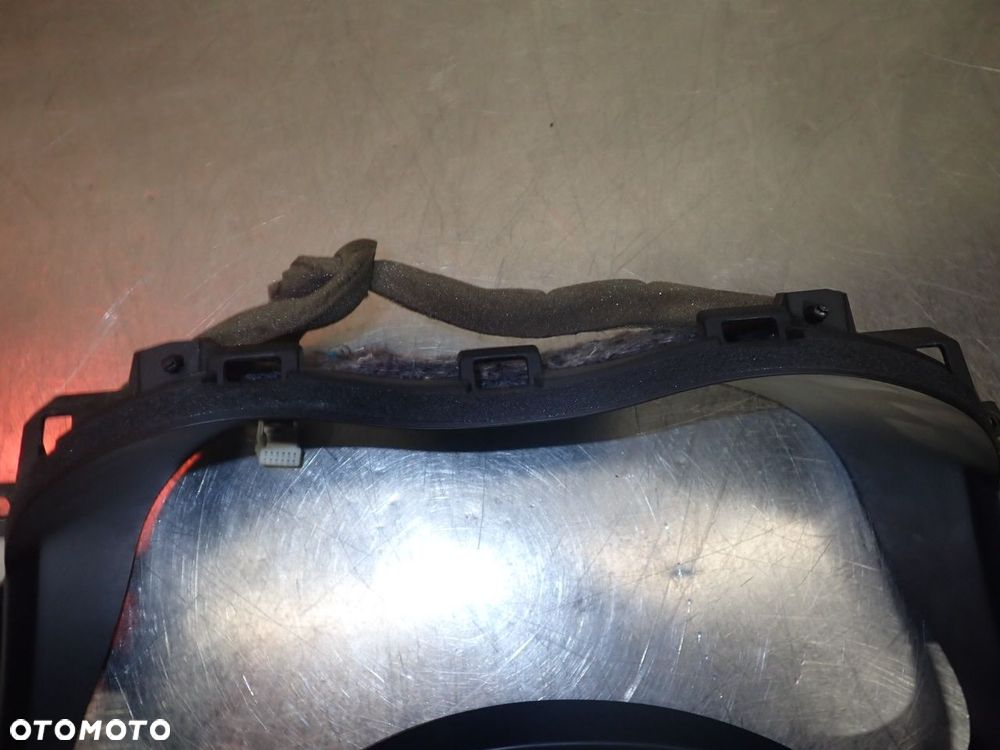 OSŁONA LICZNIKA INFINITI M37X 68240 1MA0A - 3