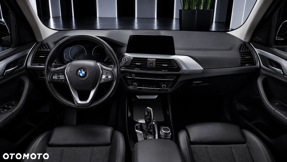 BMW X3 xDrive20i GPF Advantage sport - 6